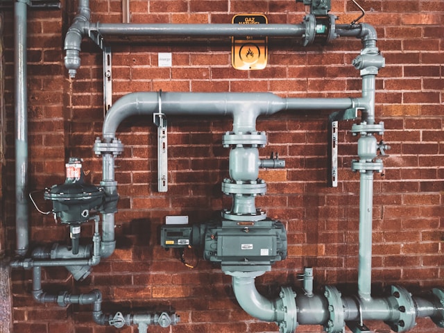How to Keep Your Water Heater Running Efficiently Year-Round